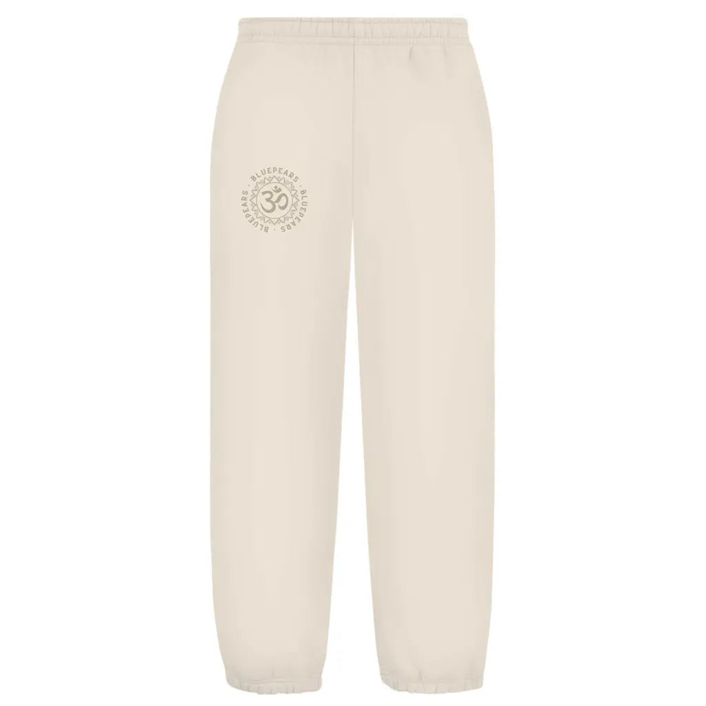 Om – Flauschige Oversize Jogginghose.