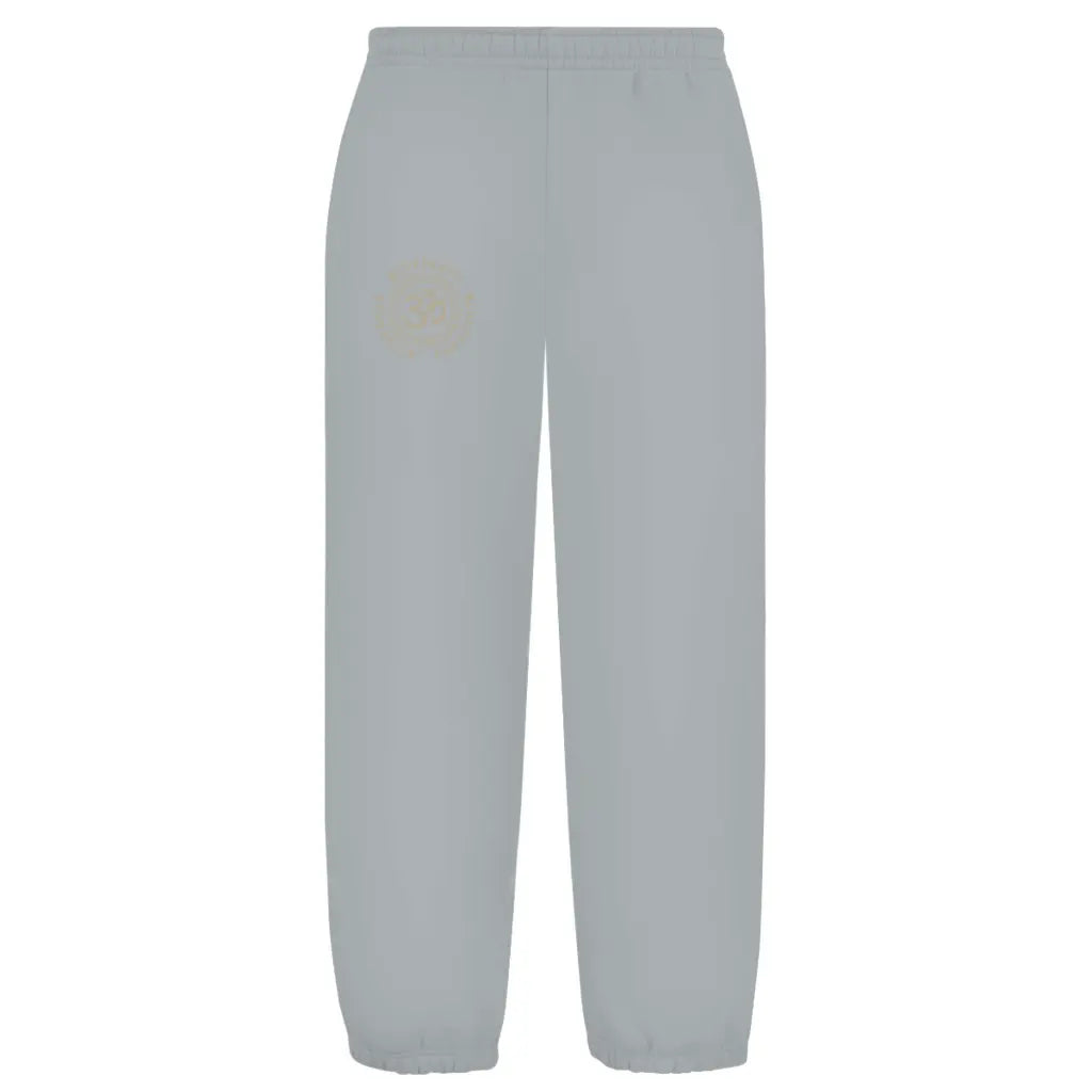 Om – Flauschige Oversize Jogginghose.